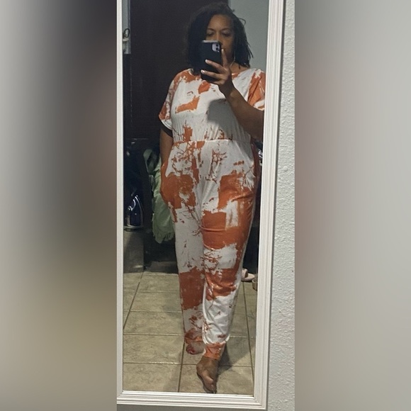 Off the Shoulder Tie Dye Plus Size 3X (18) Jumpsuit - Picture 11 of 11